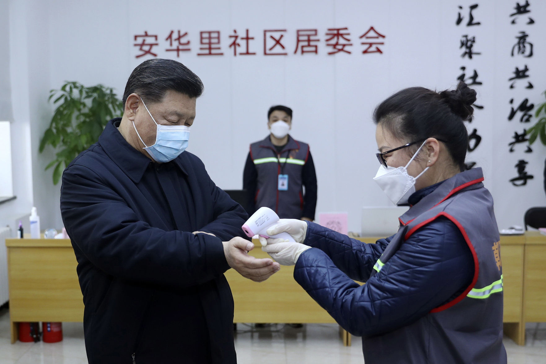 APTOPIX China Outbreak